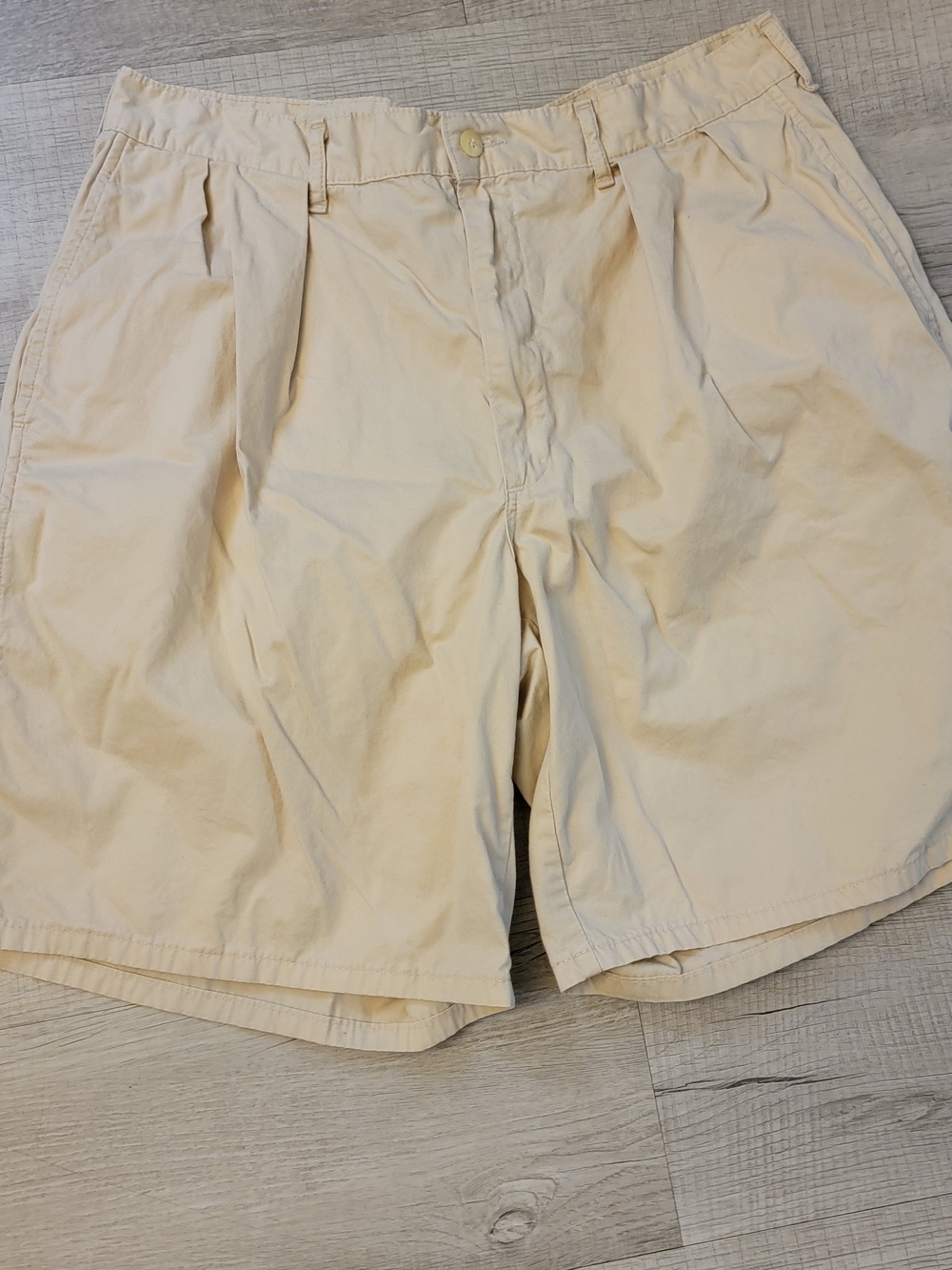 Polo by Ralph Lauren Cream Pleated Cargo Shorts